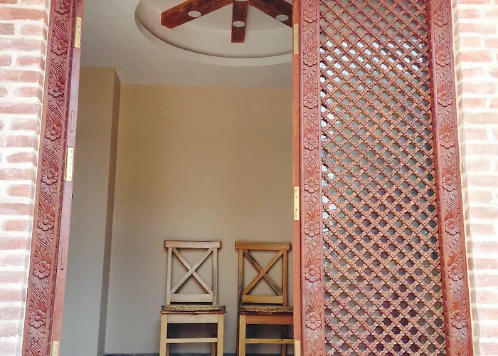 The Exotic House Hotel 2*